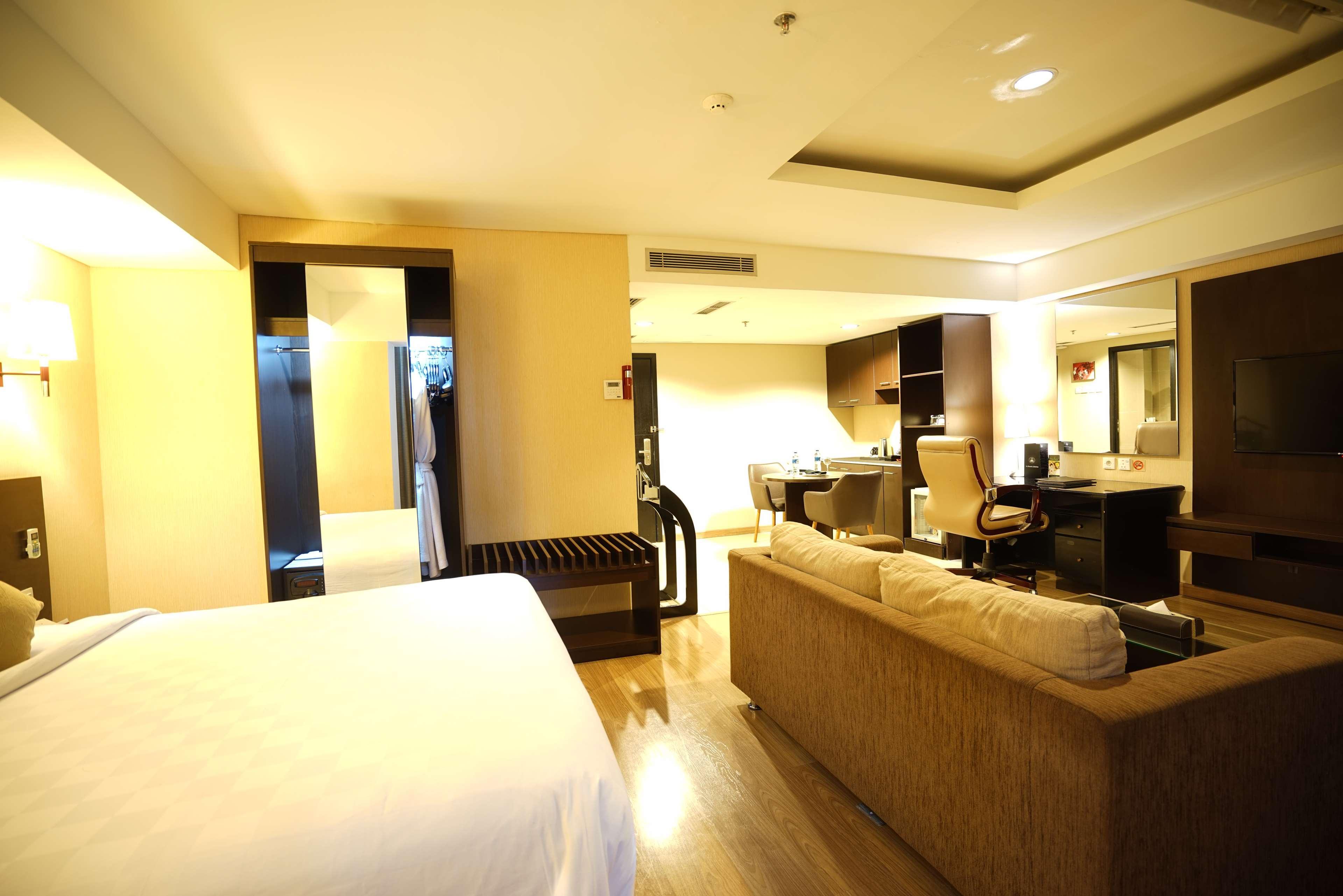 Best Western Premier The Hive Cakarta Dış mekan fotoğraf
