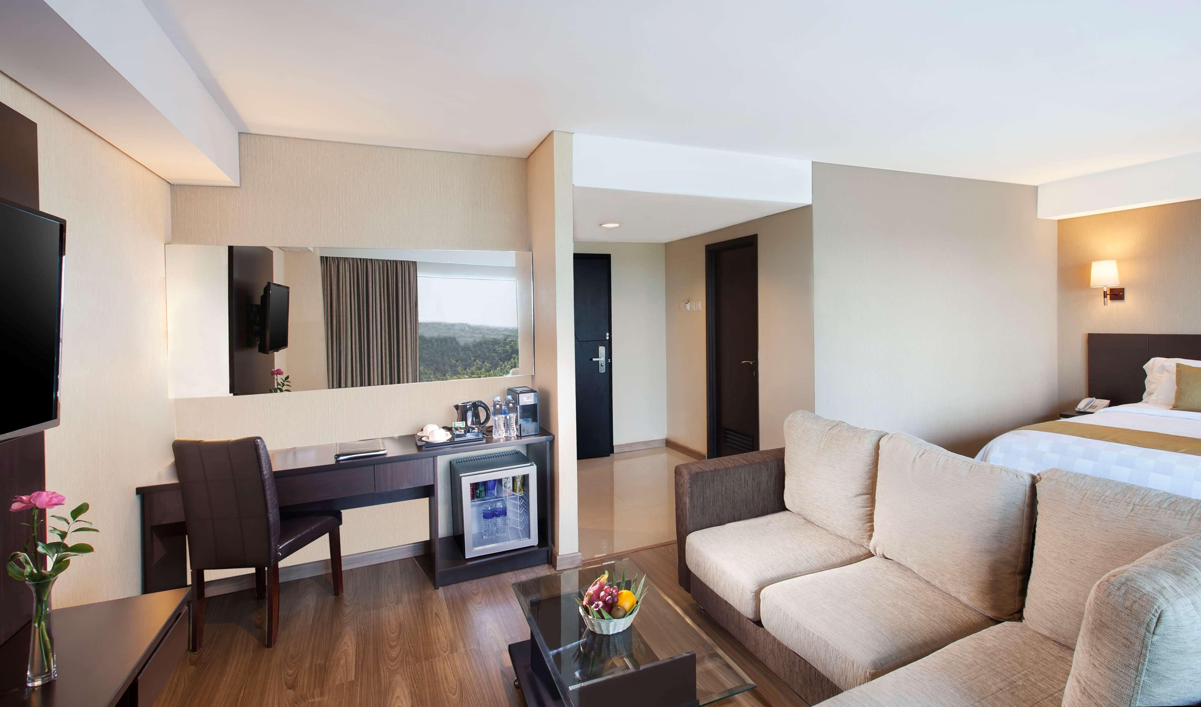 Best Western Premier The Hive Cakarta Dış mekan fotoğraf